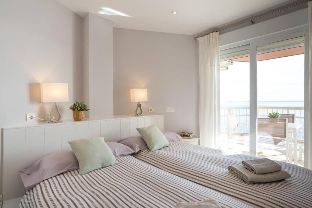 Appartement Tgh/ Fuengirola Frente Al Mar Extérieur photo