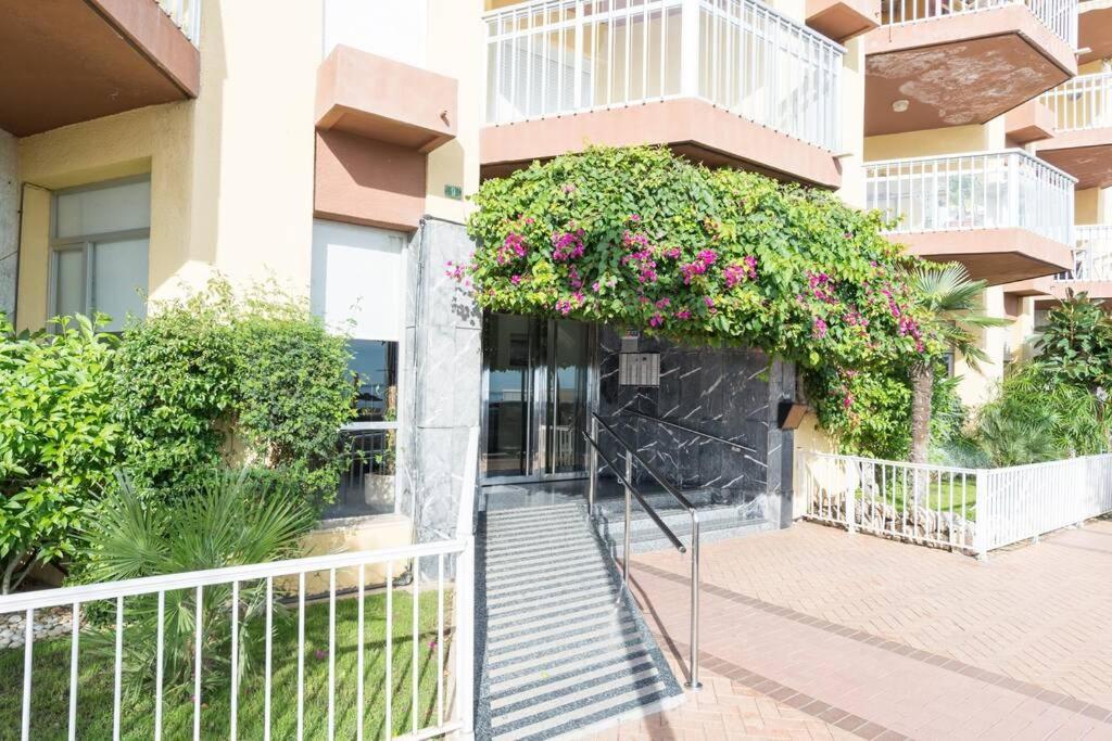 Appartement Tgh/ Fuengirola Frente Al Mar Extérieur photo